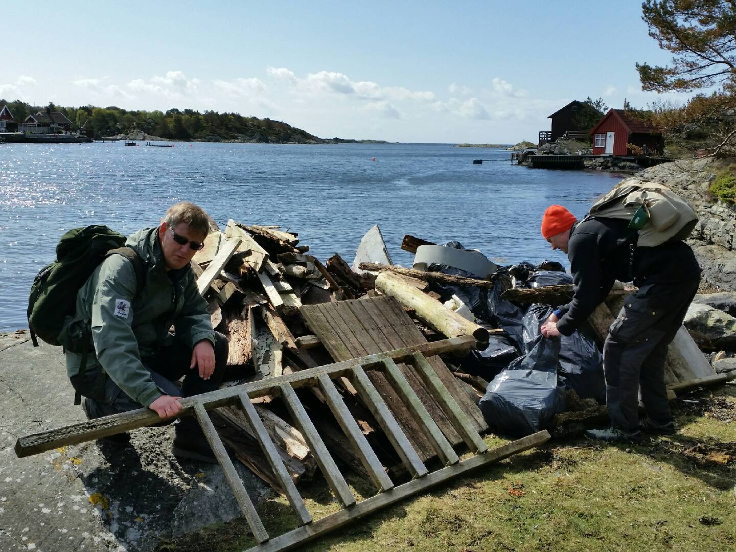 Resultatet av miljøvernavdelingens formiddagsøkt på strandryddedagen 2015. Foto: Pål Alfred Larsen